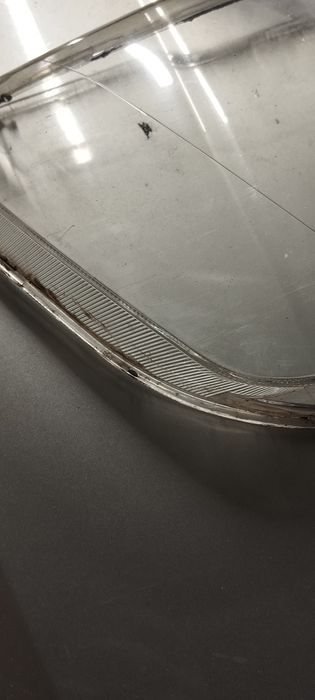 Стікло фари Рено дастер праве