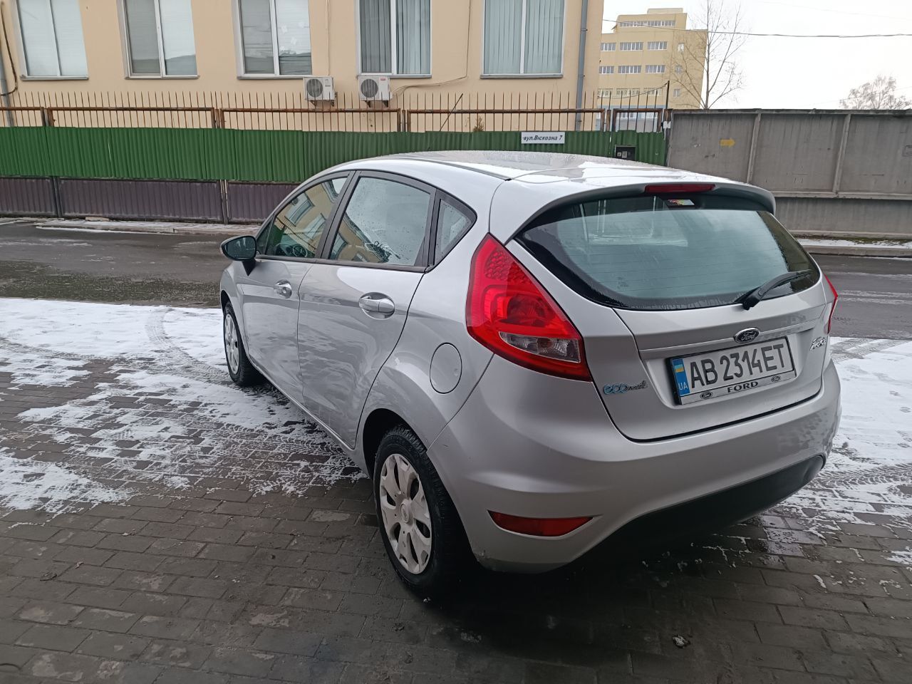 Ford Fiesta 1.6 tdci
2011р. 
м. Київ
320 тис ходу.
Механіка.
Т