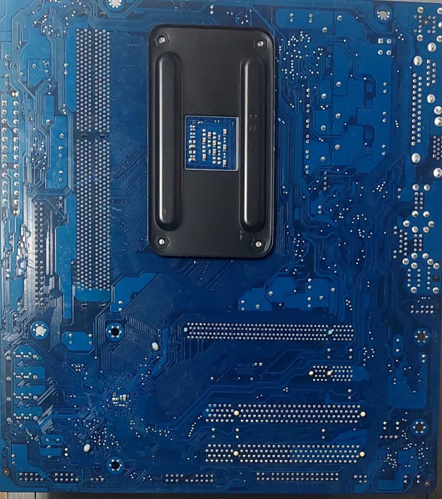 Б/В Комплект sAM3 Gigabyte GA-M68MT-D3
