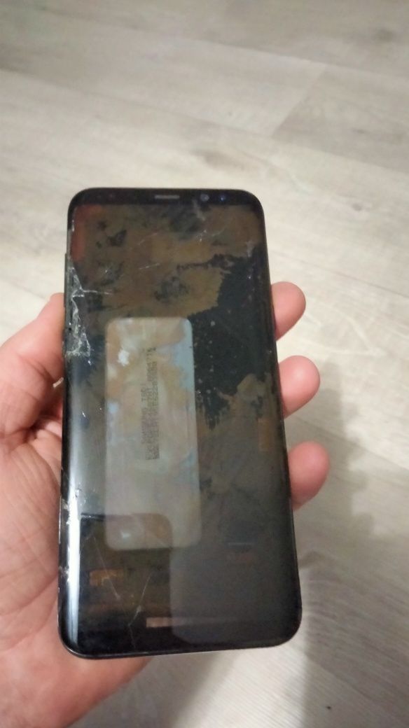 Запчастини на Samsung S8+