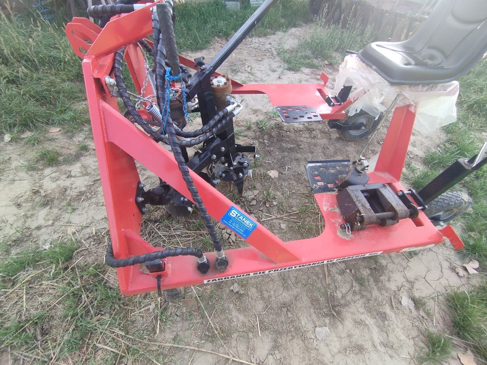 Pielnik hydrauliczny Selemar do truskawek rabarbaru i innych
