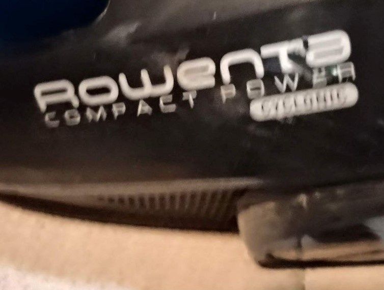 Пылесос с контейнером для уборки Rowenta RO3731EA