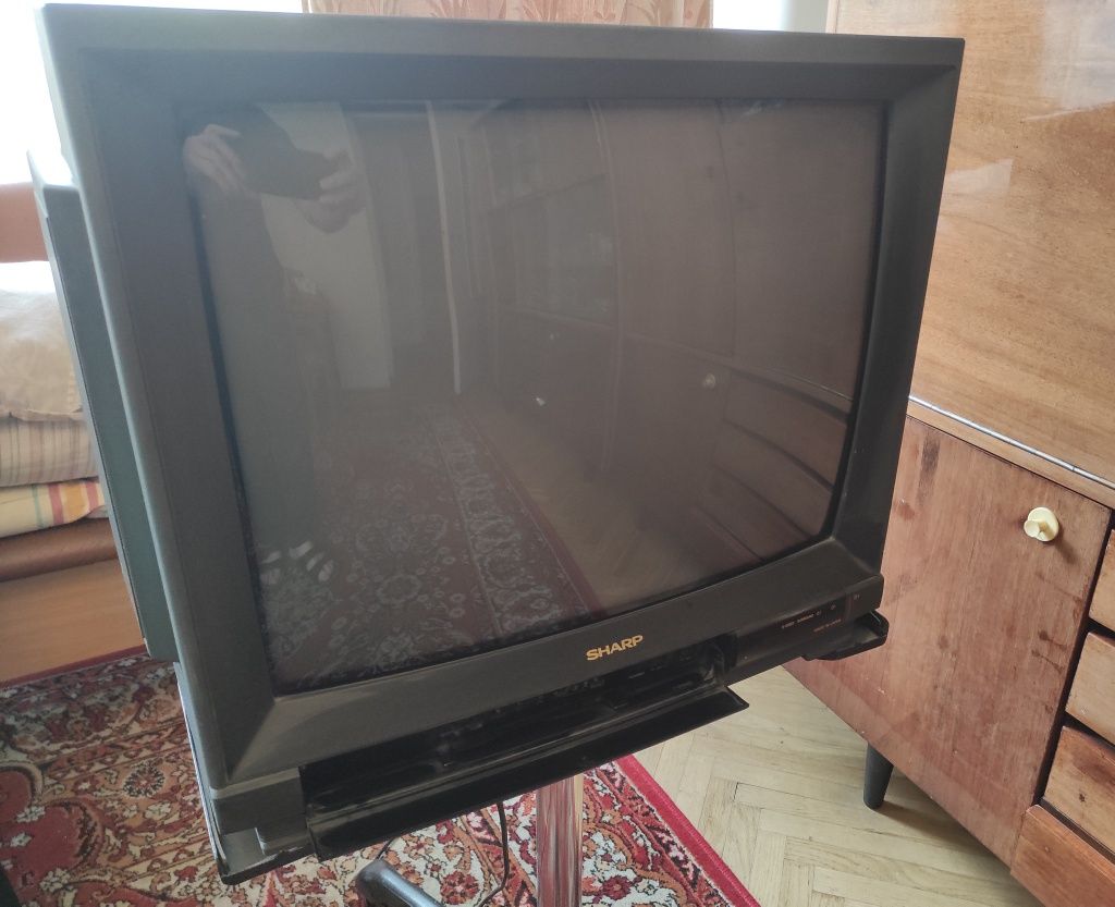 Телевізор SHARP, 61 см, діагональ, в робочому стані