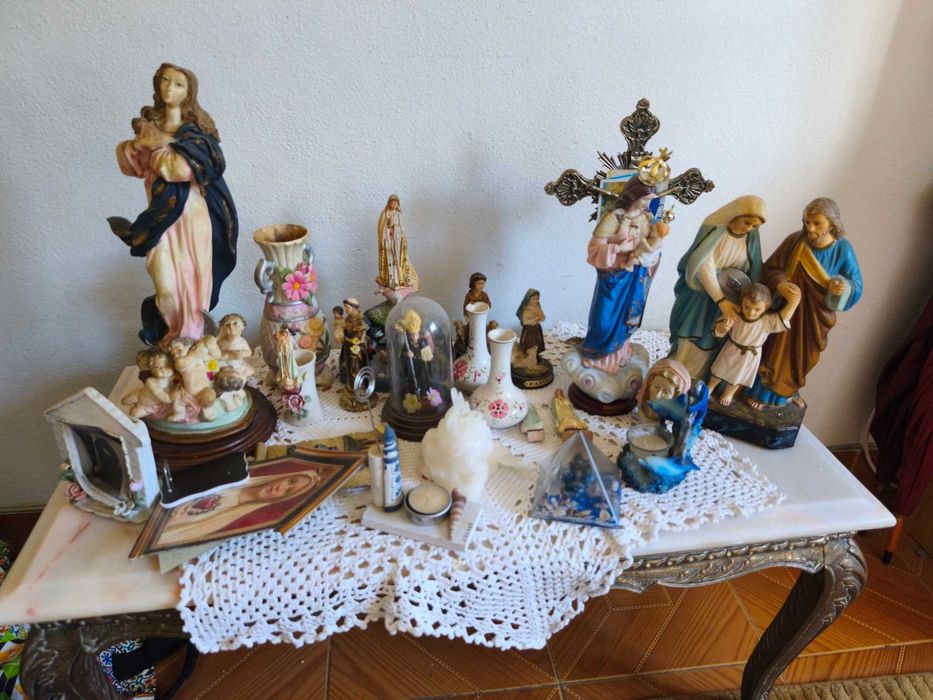 Recheio de Casa - móveis, quadros, biblos