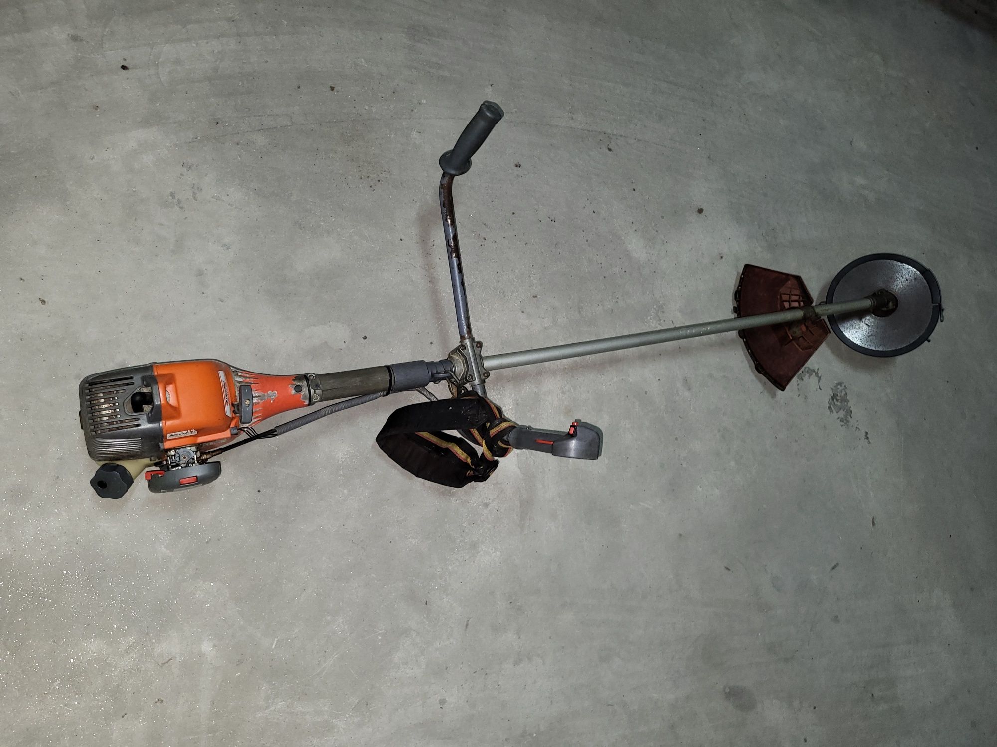 Motoroçadora oleomac