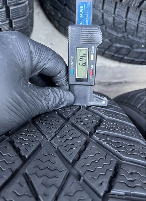 Шини Continental Viking Contact 7 R 16 205 60