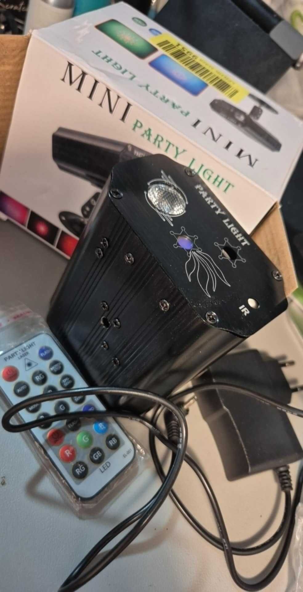 Laser projektor DISCO dyskotekowy 3D piękne kształty i kolory