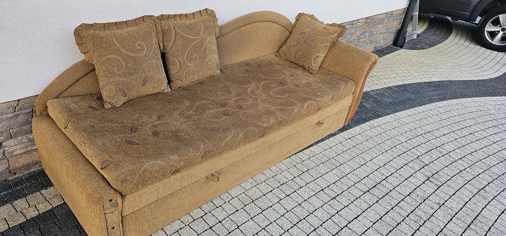 Wersalka leżanka sofa