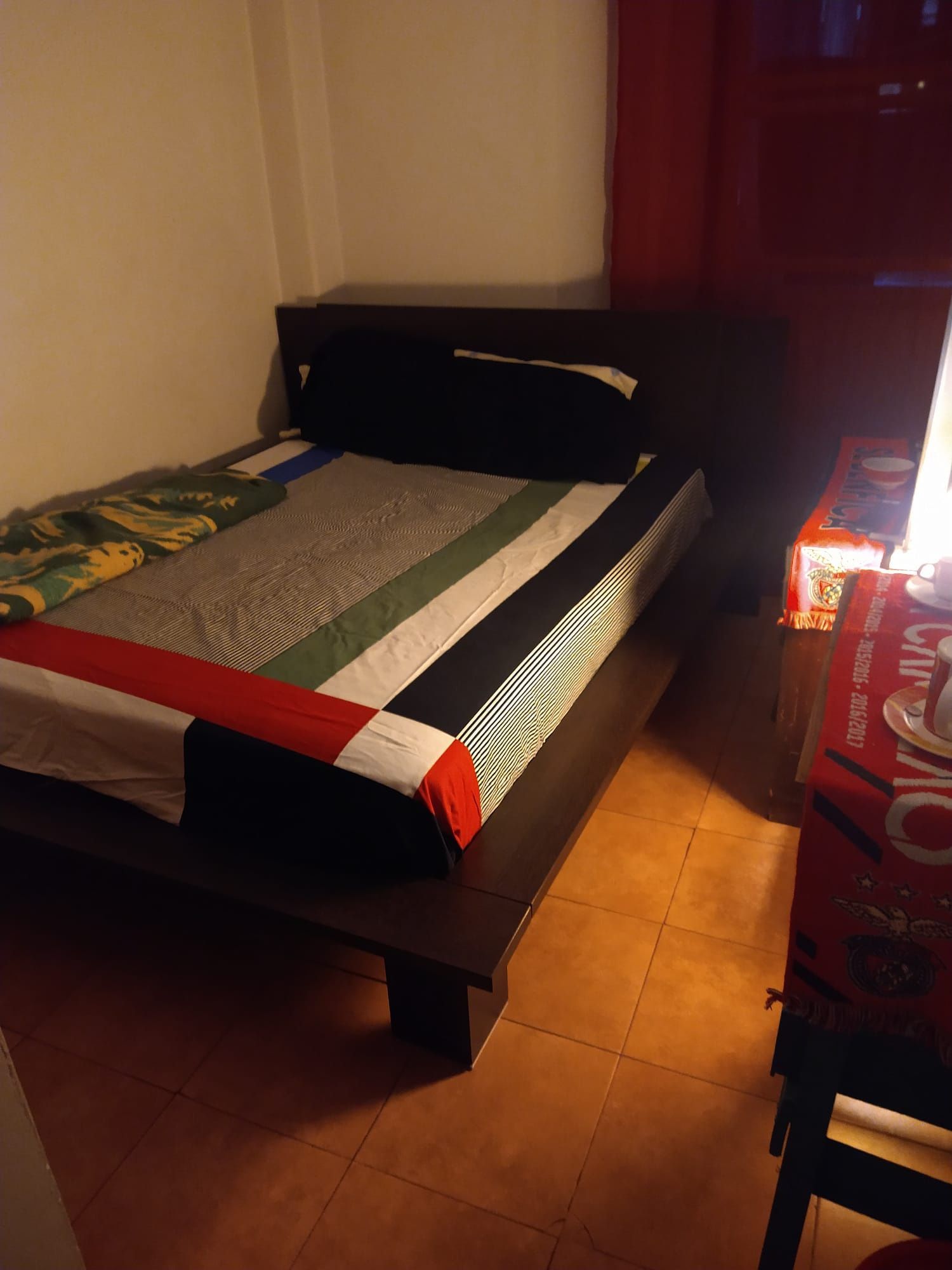 Cama casal nova 1 mes