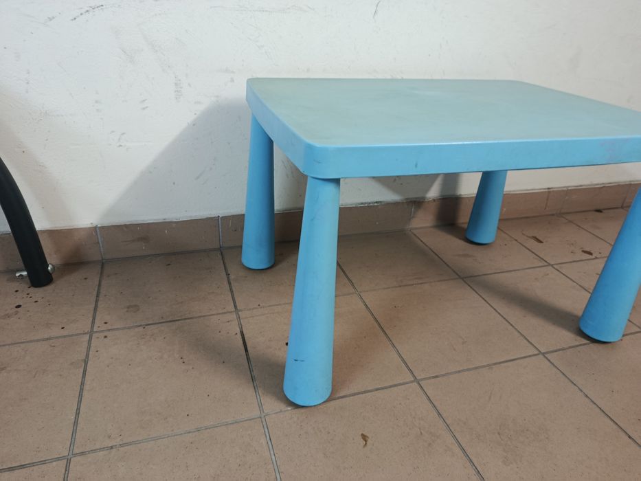 Stolik plastik dla dzieci mammut