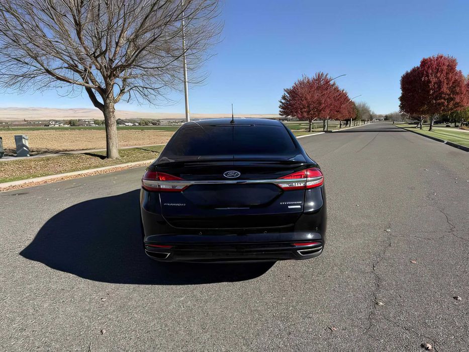 Ford Fusion      2017