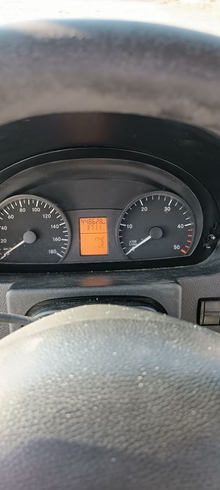 Продам спринтер 318