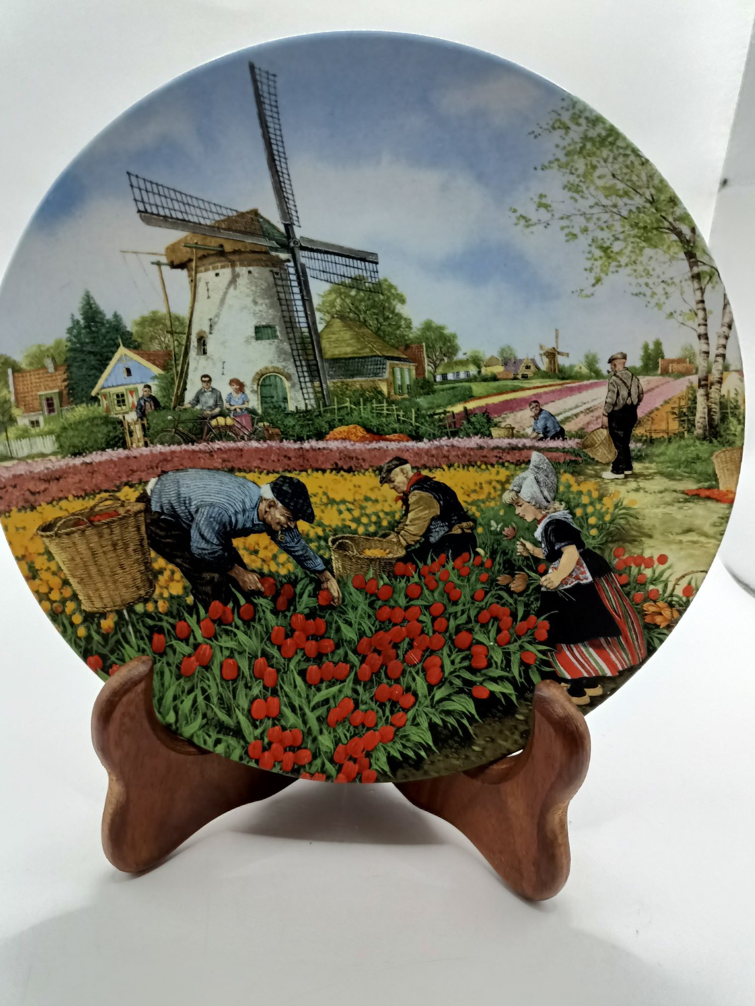 Talerz kolekcja Holandia wiatrak tulipany  Delftware