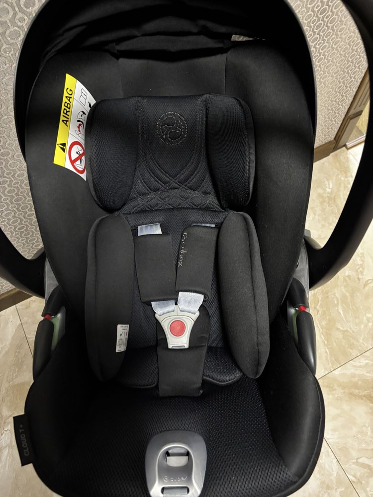 Автокрісло Cybex Cloud T+ plus Sepia Black ідеальний стан+ база Cybex