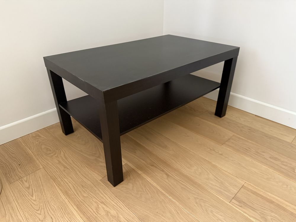 Czarnobrązowy stolik IKEA