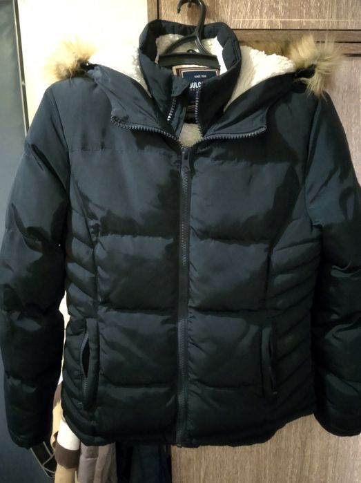 Продам куртки осеннюю и зимние