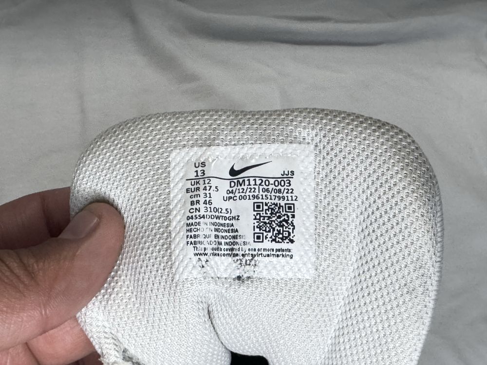 Оригінальні кросівки Nike Legend Essential 3 Next
