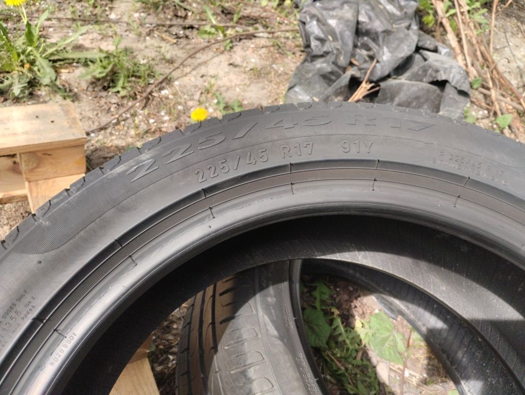 225/45/17 pirelli cinturato p7