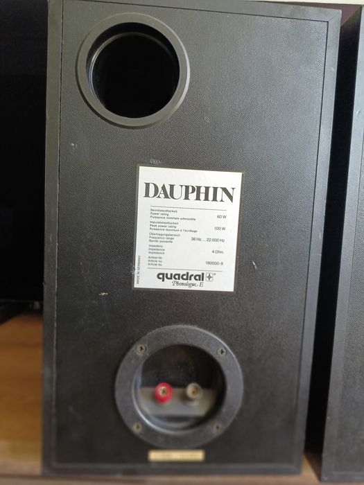 Kolumny Quadral Dauphin