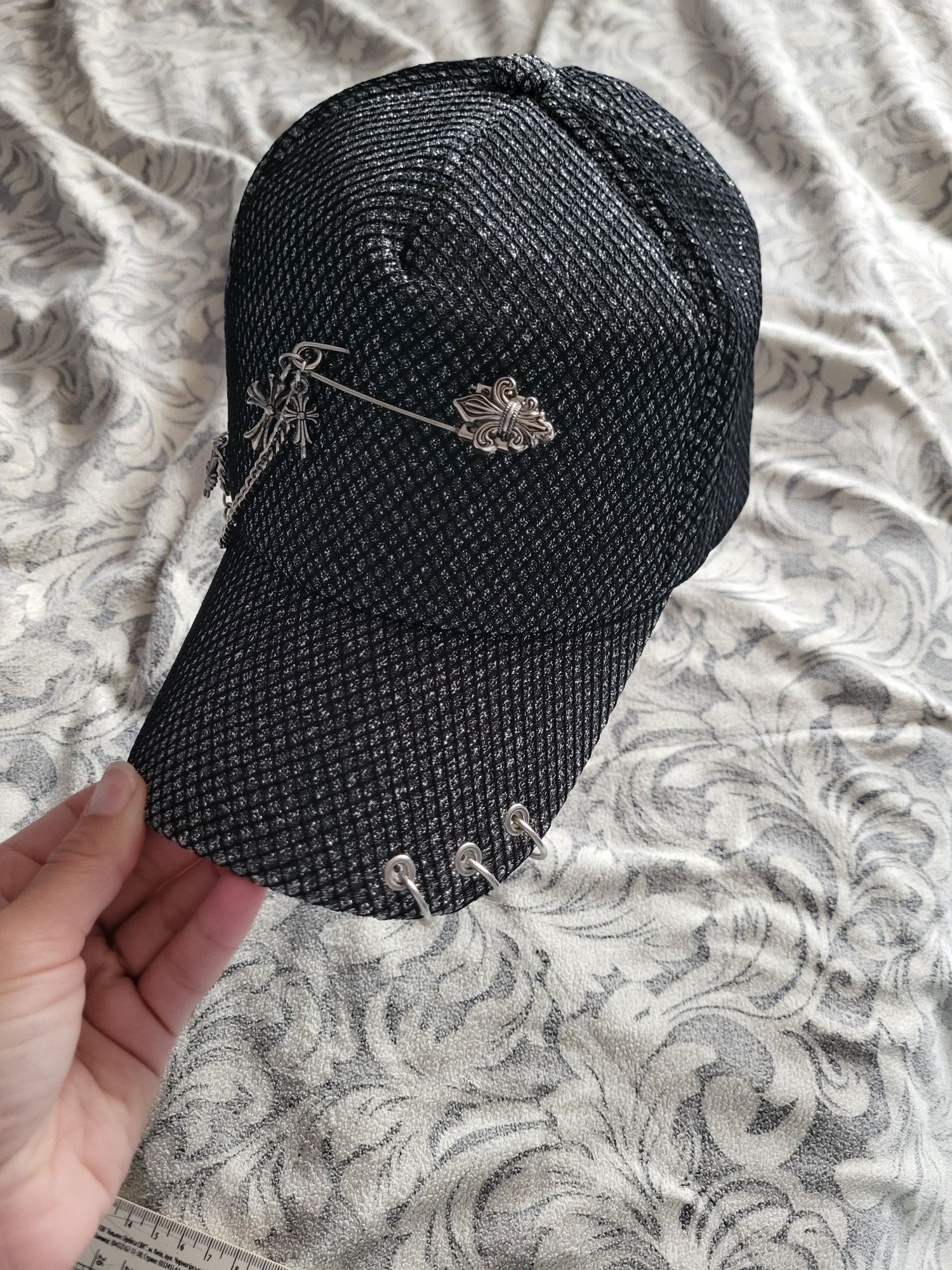 Продам стильную кепку