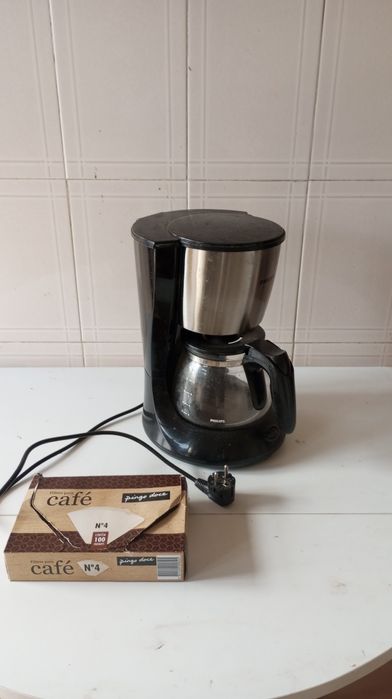 Maquina de café de filtro + 6  sacos