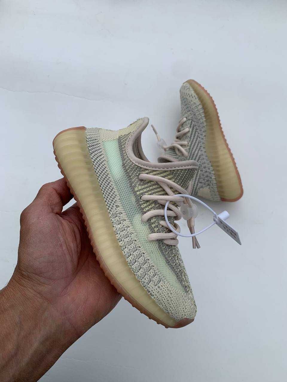 Дитячі кросівки Ad*das Yeezy 350 v2 Citrin Reflektiv розміри 25-35