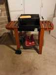 Używany Drewniany Grill