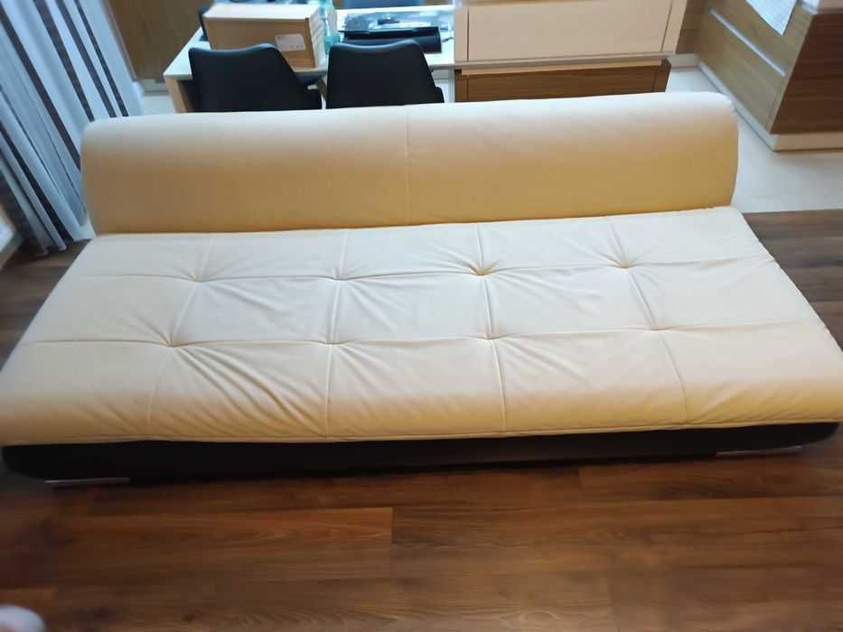 Zadbana duża kanapa sofa Agata meble