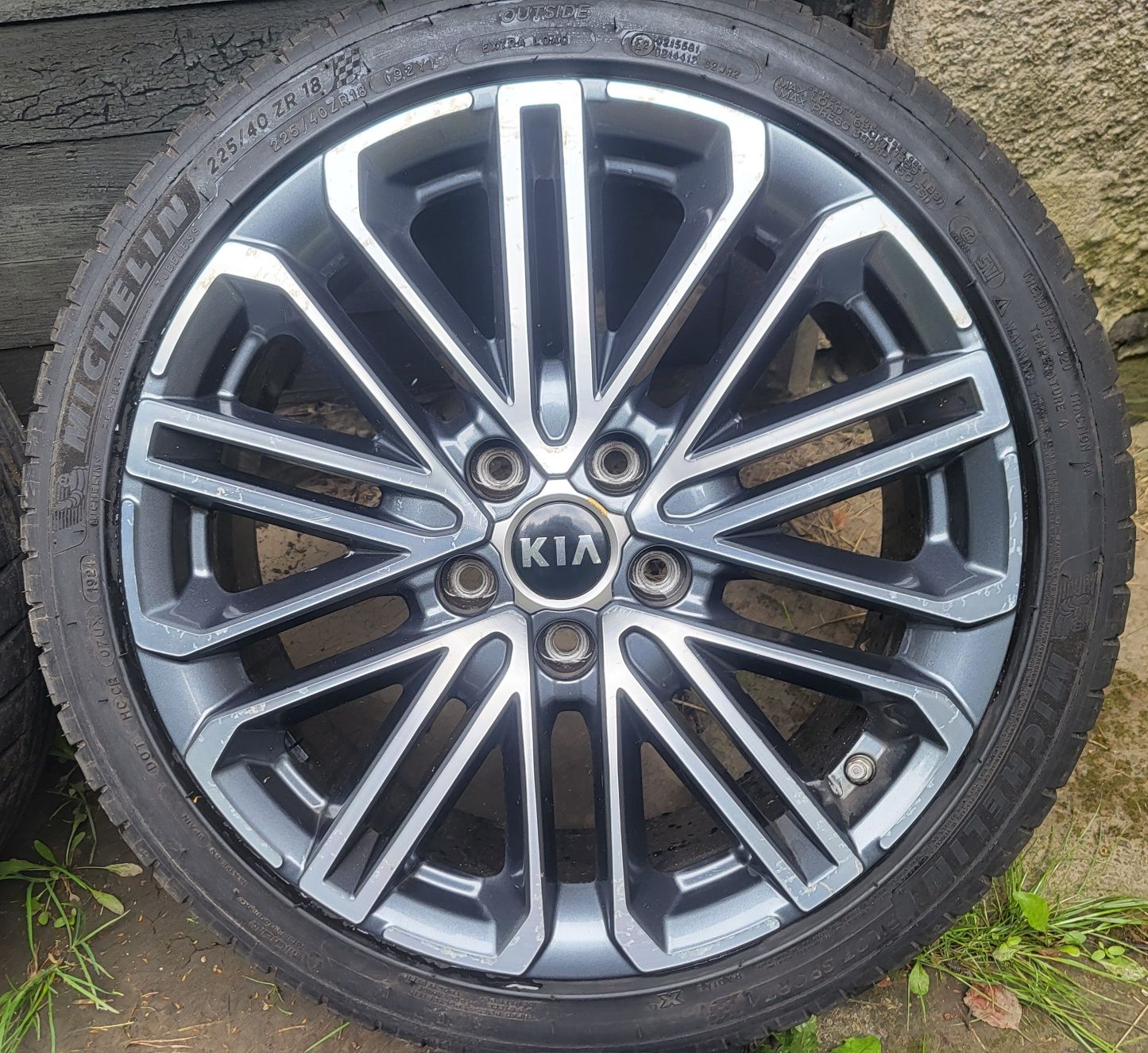 Koła felgi Kia Ceed Proceed 52910-J7500 GT Michelin 235/45/18