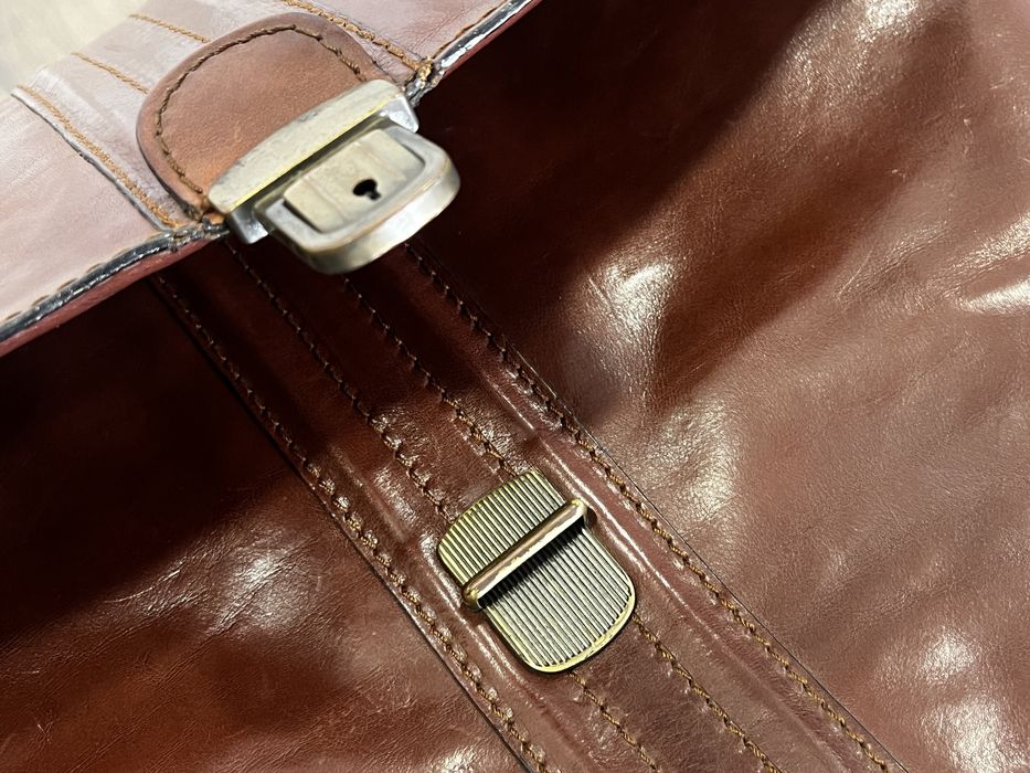 Pasta em pele diolomata