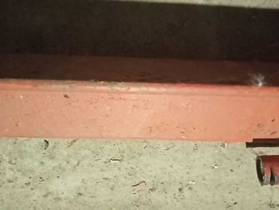 Металевий уголок