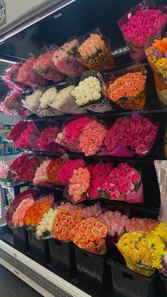 Доставка цветов цветы Харьков тюльпаны розы к празднику букеты