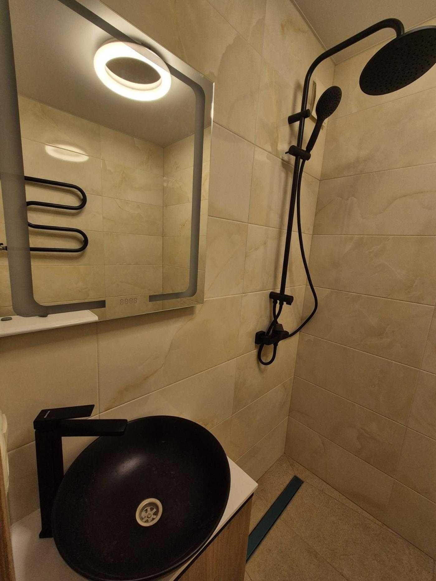 Продаж 3 кімнатної квартири, вулиця Широка