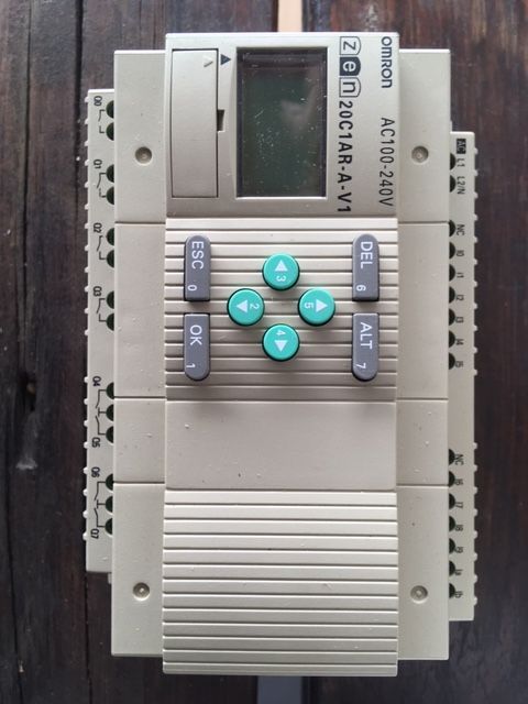 Relé Programável ZEN da OMRON