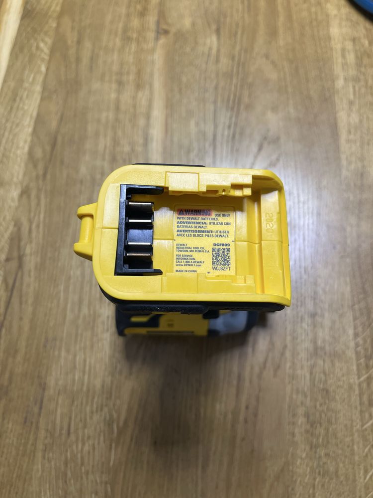 DEWALT DCF 809 20v