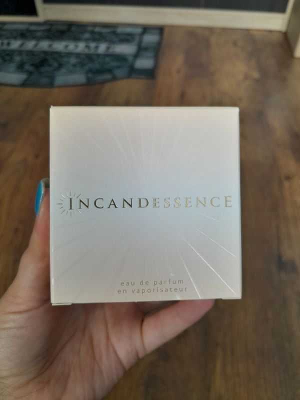 Woda perfumowana Avon Incandessence 50ml.