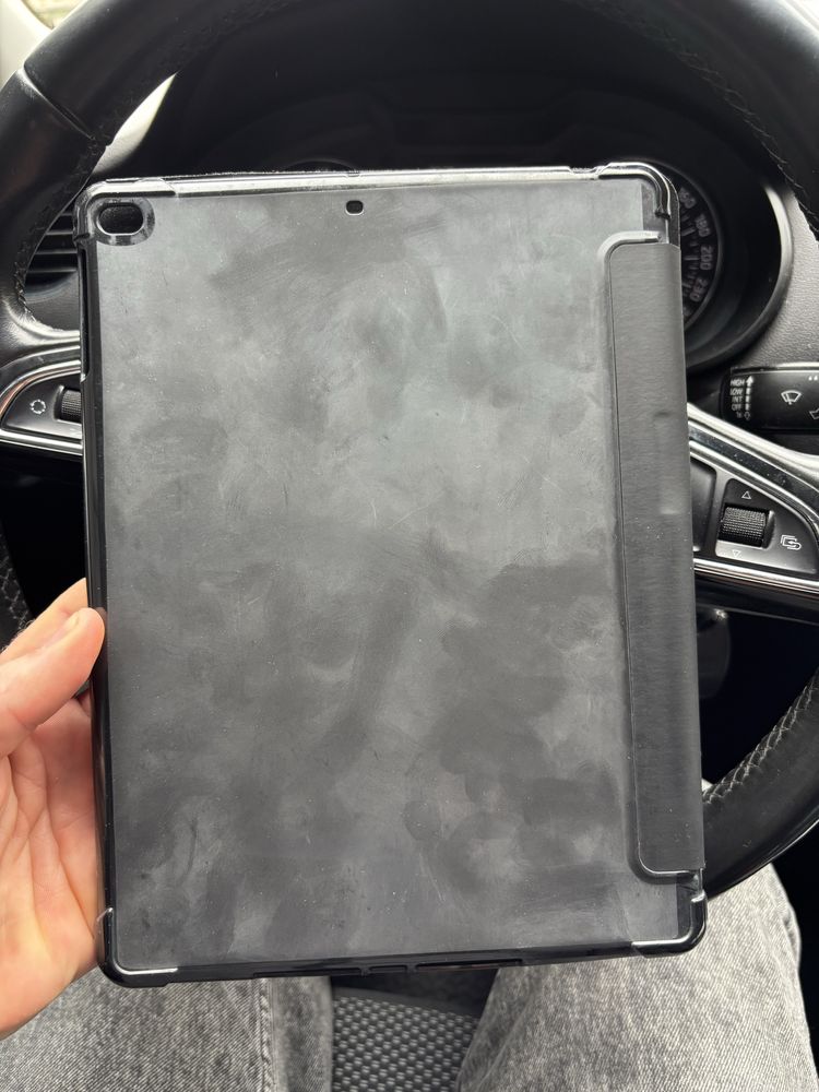 Продам Чохол Ipad for 9.7/5/6/air1/air2 .