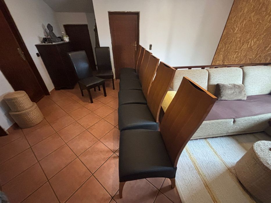 8 cadeiras elegantes