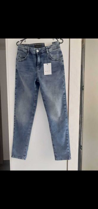 Джинси жіночі, нові.