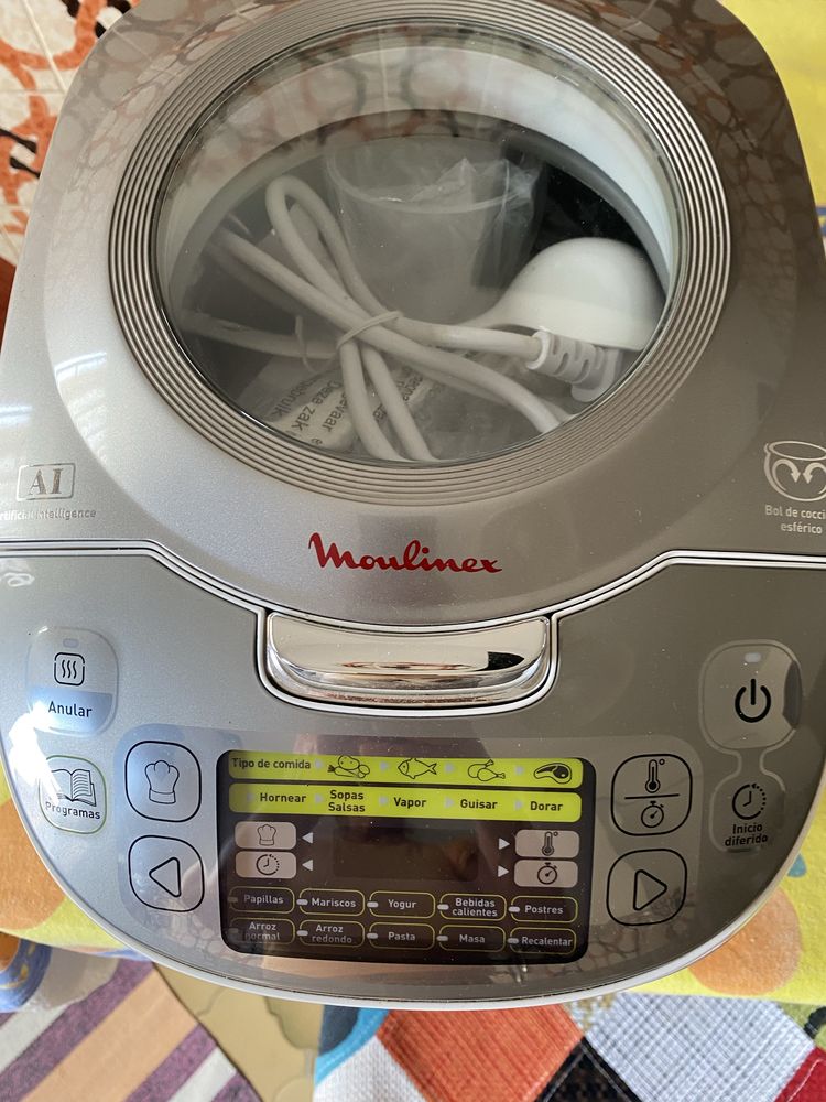 Robot Moulinex como nova usada uma so vez