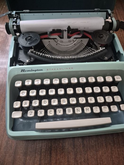 Maszyna do pisania remington stremliner