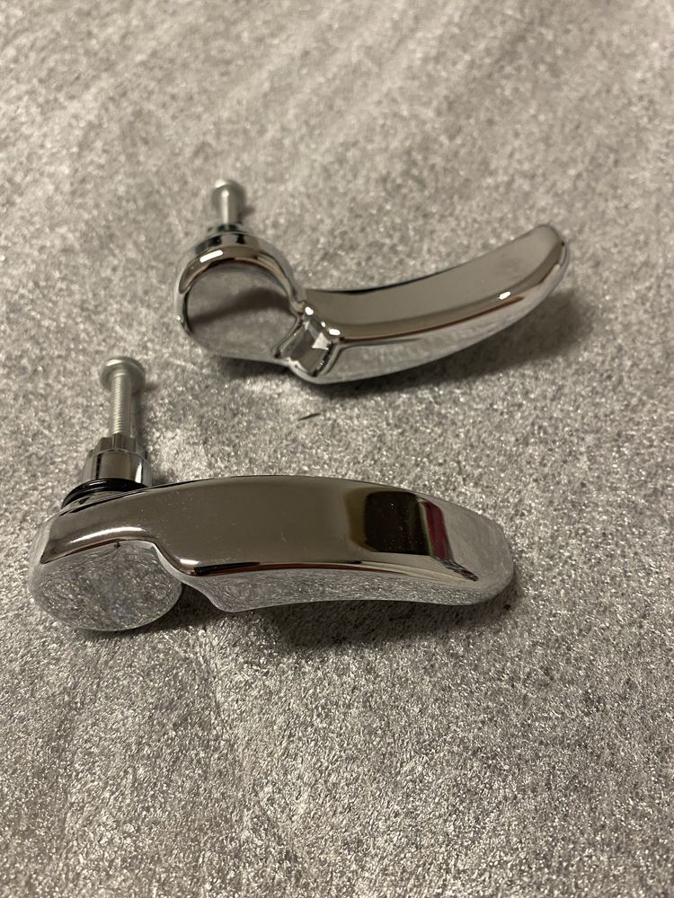 Защелки на кофру Harley-Davidson,продам.