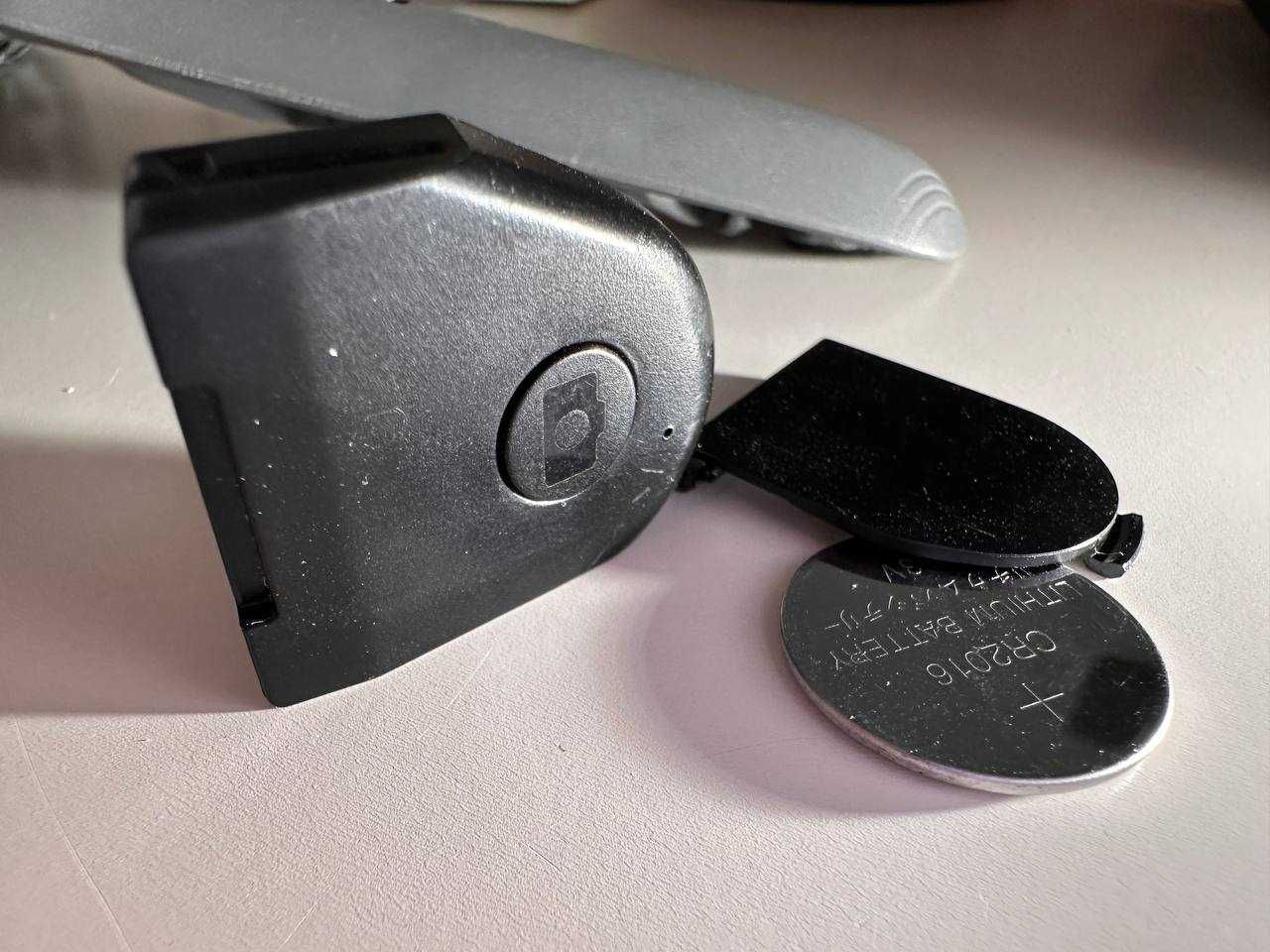 Uchwyt z pilotem Bluetooth do smartfona Ulanzi CapGrip Black