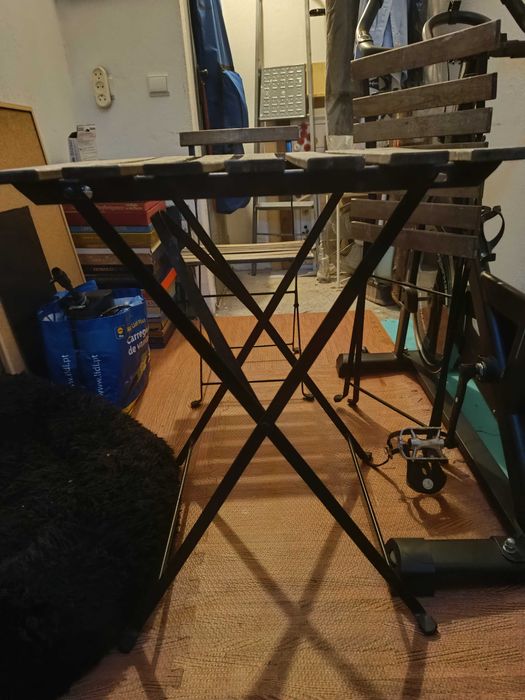 Mesa Madeira + 2 Cadeiras