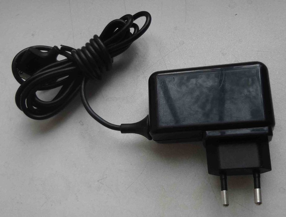 блок питания к планшету Lenovo ADP-18AW 12V 1.5A зарядка