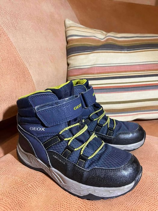 Дитячі зимові черевики для хлопчика Geox