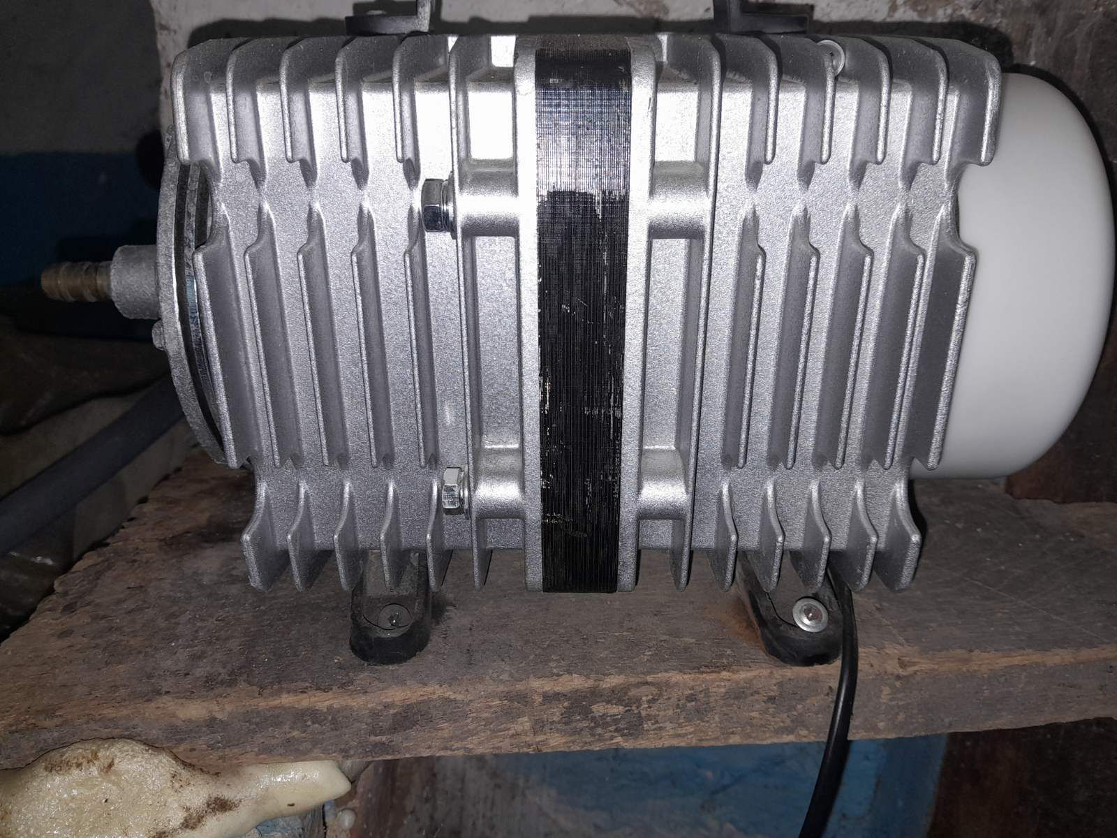 Компрессор для ставка SunSun ACO-016