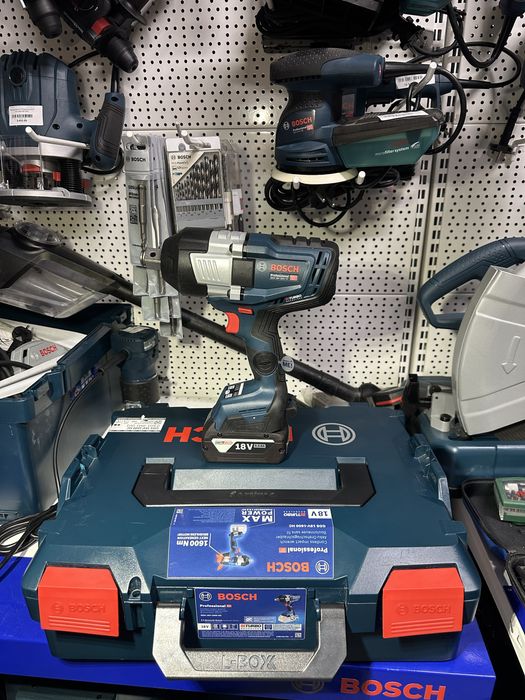 Акумуляторний ударний гайковерт Bosch GDS 18V-1600 HC L-BOXX 136