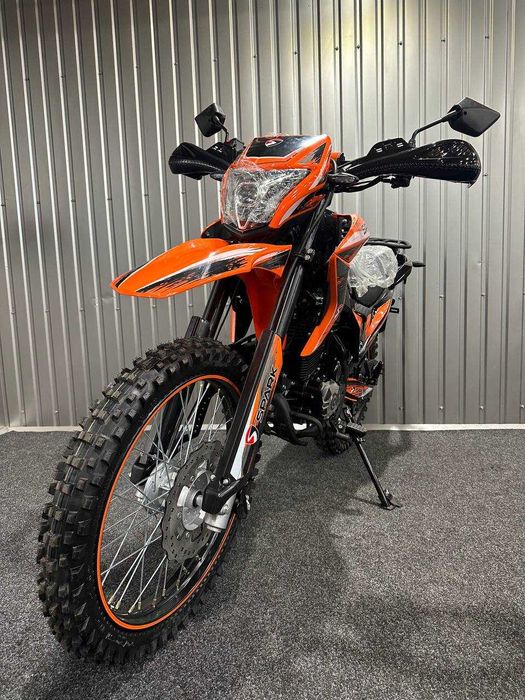 Новий мотоцикл Spark SP250D-7
