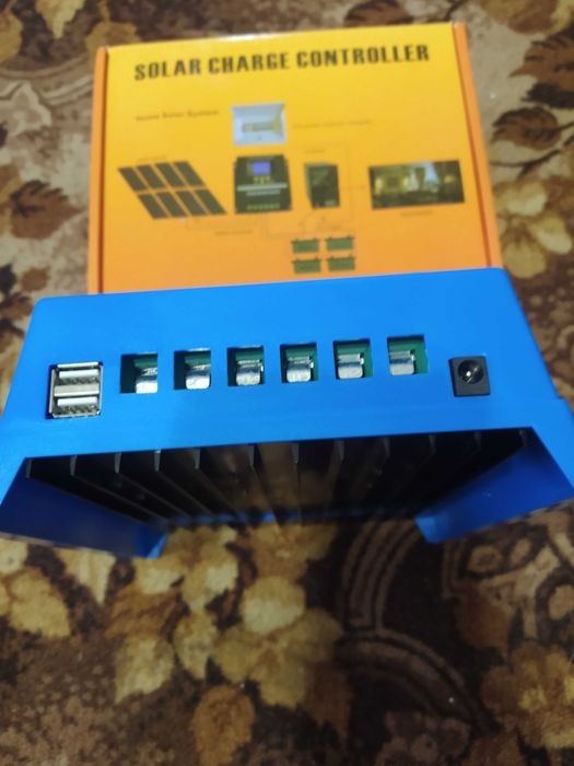 MPPT контролер. Для сонячних панелей 100-200А.